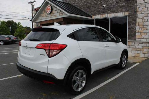 White Orchid Pearl 2018 Honda HR-V LX