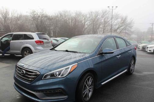 2015 Hyundai SONATA Sport 2.0T