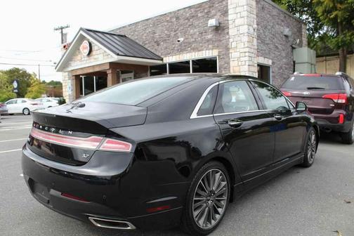 2016 Lincoln MKZ Base