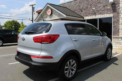 Bright Silver 2015 Kia Sportage LX