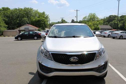 Bright Silver 2015 Kia Sportage LX