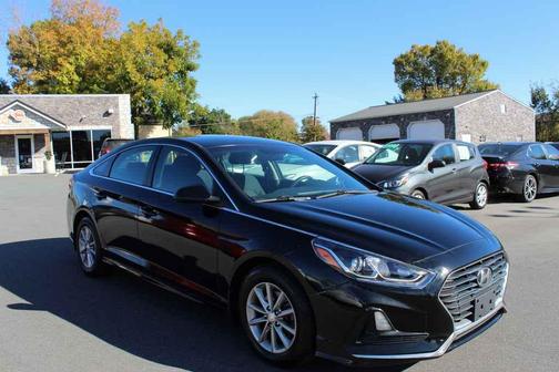 2018 Hyundai SONATA SE
