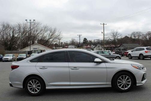 2019 Hyundai SONATA SE