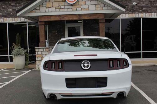 2014 Ford Mustang V6