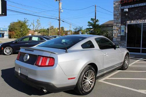 Ingot Silver Metallic 2012 Ford Mustang V6