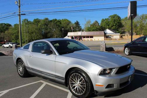 Ingot Silver Metallic 2012 Ford Mustang V6
