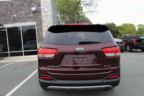 2018 Kia Sorento EX