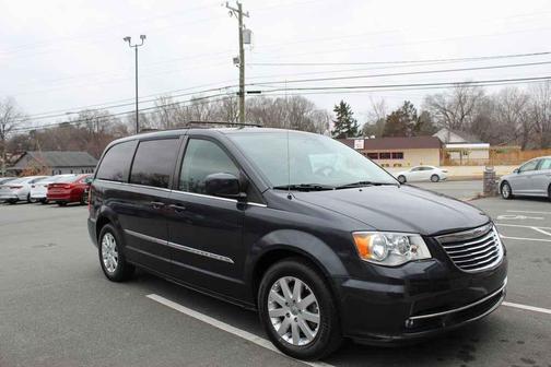 2014 Chrysler Town & Country Touring