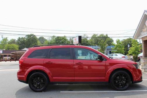 Redline 2 Pearlcoat 2016 Dodge Journey R/T