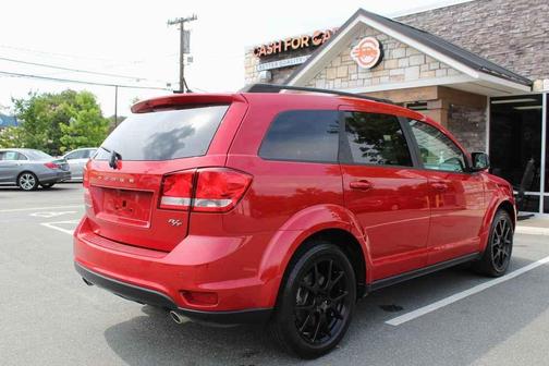 Redline 2 Pearlcoat 2016 Dodge Journey R/T