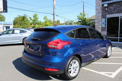 Lightning Blue 2018 Ford Focus SE