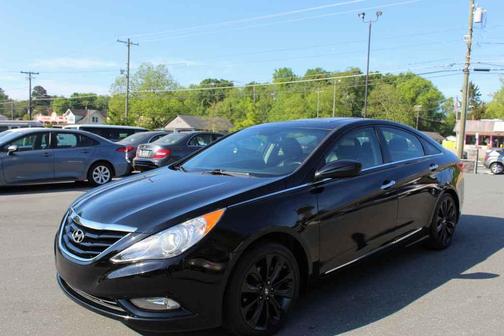 Midnight Black Mica 2012 Hyundai SONATA SE