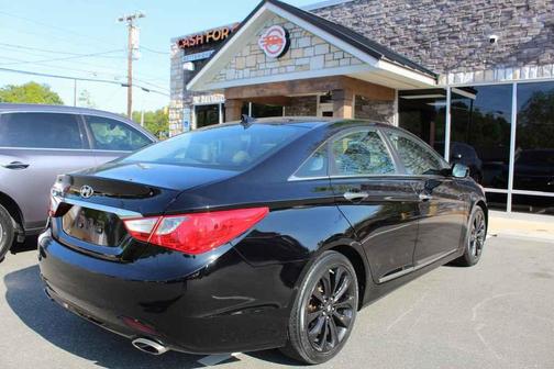 Midnight Black Mica 2012 Hyundai SONATA SE