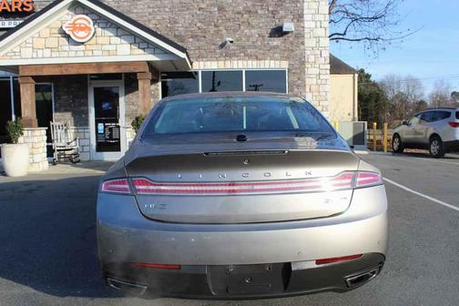 2016 Lincoln MKZ Base
