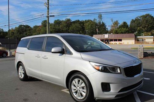 2017 Kia Sedona LX