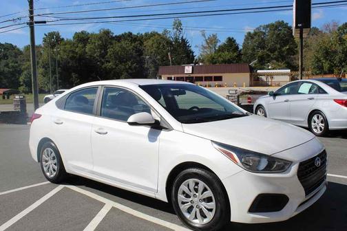 2018 Hyundai Accent SE