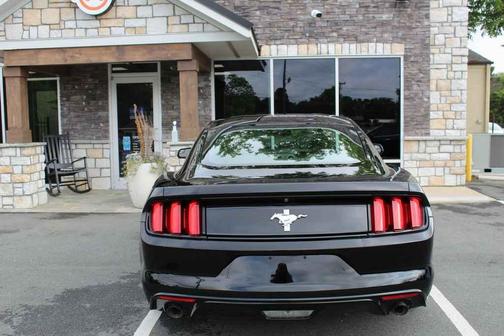 2017 Ford Mustang V6