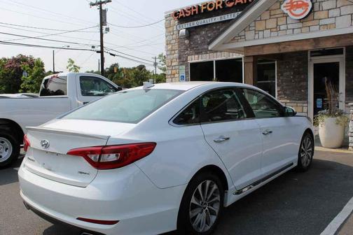 2017 Hyundai SONATA Sport