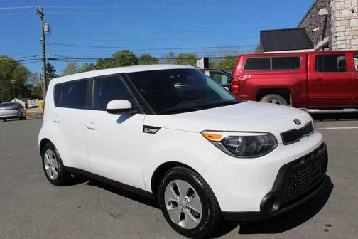 2016 Kia Soul Base