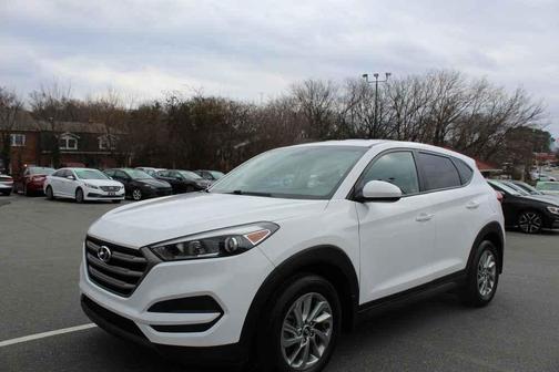 2016 Hyundai TUCSON SE