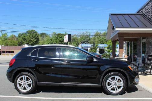 Midnight Black 2020 Mercedes-Benz GLA 250 Base 4MATIC