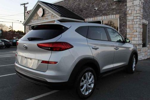 2020 Hyundai TUCSON SE