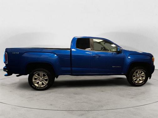 Marine Blue Metallic 2018 GMC Canyon SLE