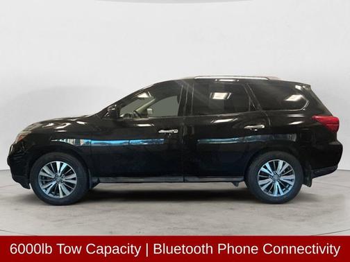 2020 Nissan Pathfinder S