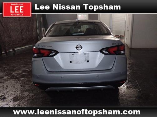 Photo 5 of 20 of 2021 Nissan Versa SV