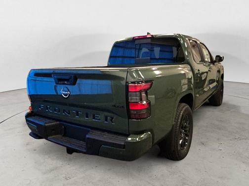 Tactical Green Metallic 2026 Nissan Frontier SV