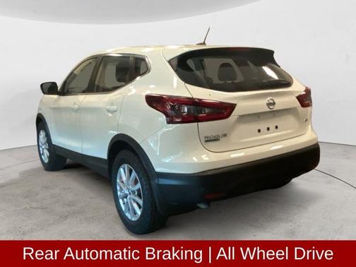 2022 Nissan Rogue Sport S