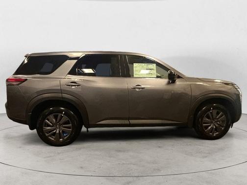 2026 Nissan Pathfinder S