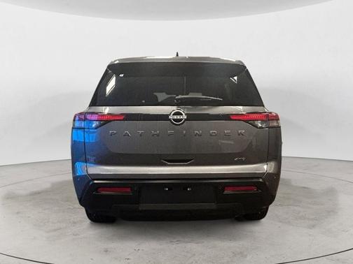 2026 Nissan Pathfinder S