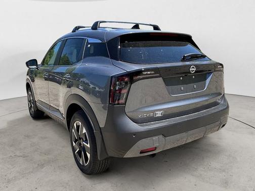 Gun Metallic 2026 Nissan Kicks SV