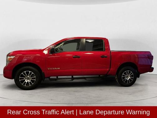 2024 Nissan Titan SV