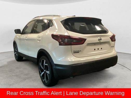 2021 Nissan Rogue Sport SL