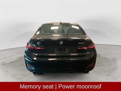 2019 BMW 330 i xDrive