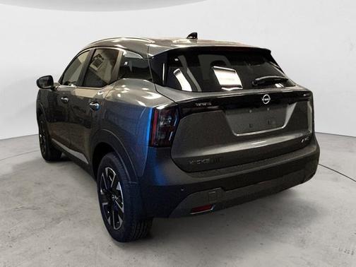 Gun Metallic 2026 Nissan Kicks SV