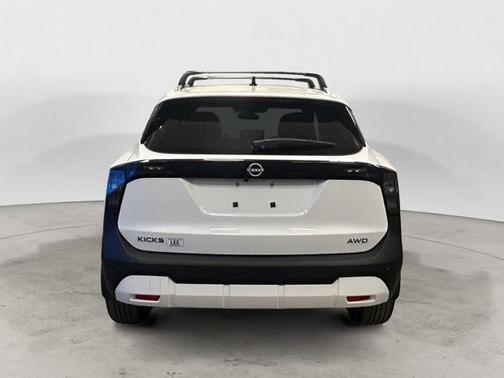 Fresh Powder 2026 Nissan Kicks SV
