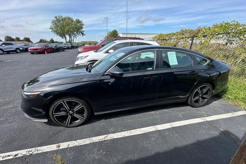 2023 Honda Accord Hybrid Base