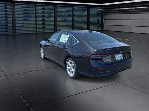 2025 Honda Accord LX 1.5T