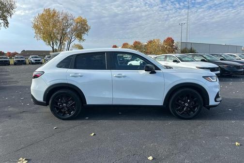 2025 Honda HR-V AWD Sport