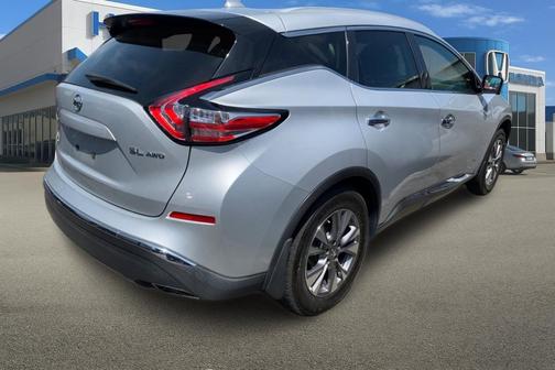 Brilliant Silver Metallic 2016 Nissan Murano SL