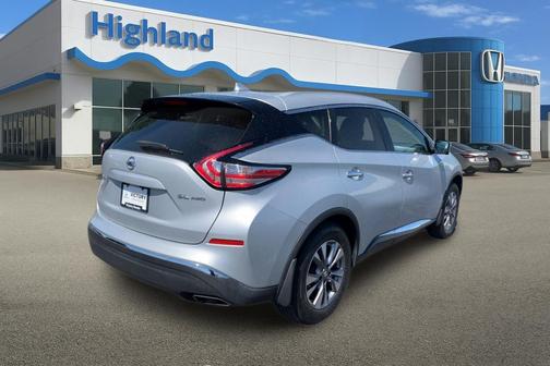 Brilliant Silver Metallic 2016 Nissan Murano SL