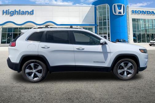 Bright White Clearcoat 2019 Jeep Cherokee Limited
