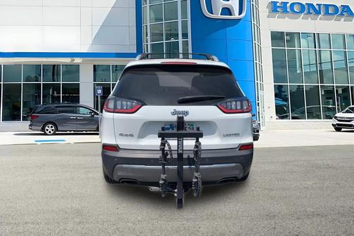 Bright White Clearcoat 2019 Jeep Cherokee Limited