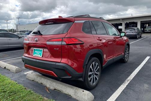 2022 Toyota Corolla Cross XLE