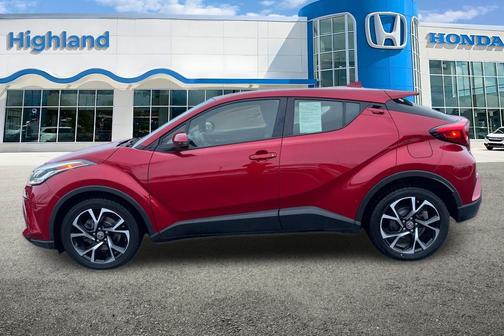 2021 Toyota C-HR XLE