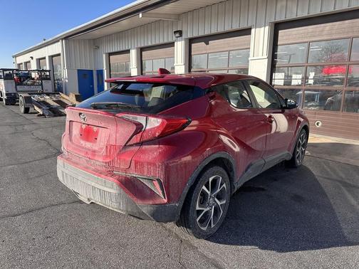 2021 Toyota C-HR XLE