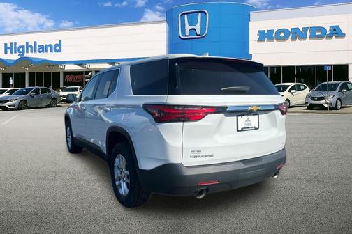 2022 Chevrolet Traverse LS